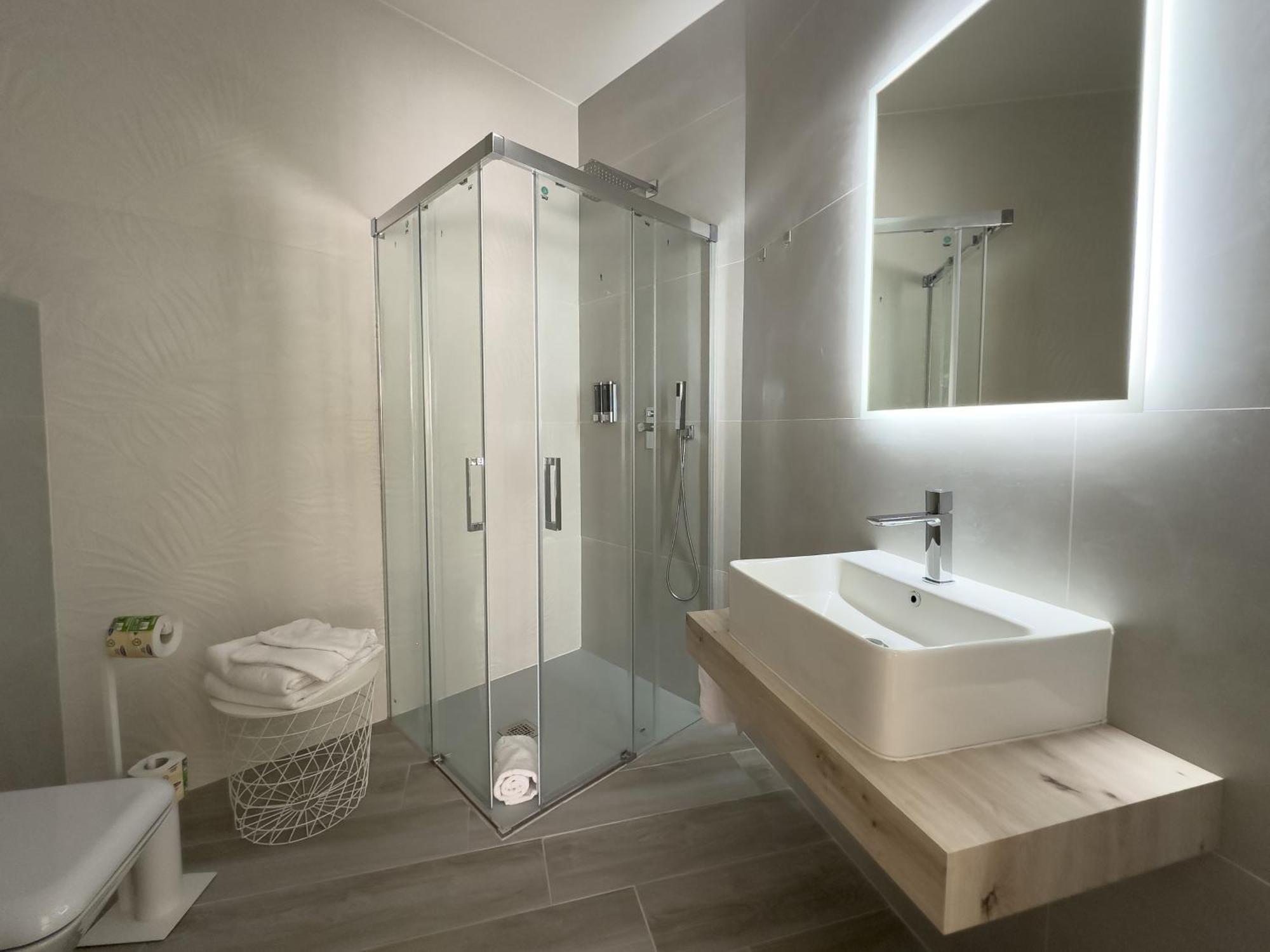 Al Civico3 Home & Suites Салерно Екстериор снимка