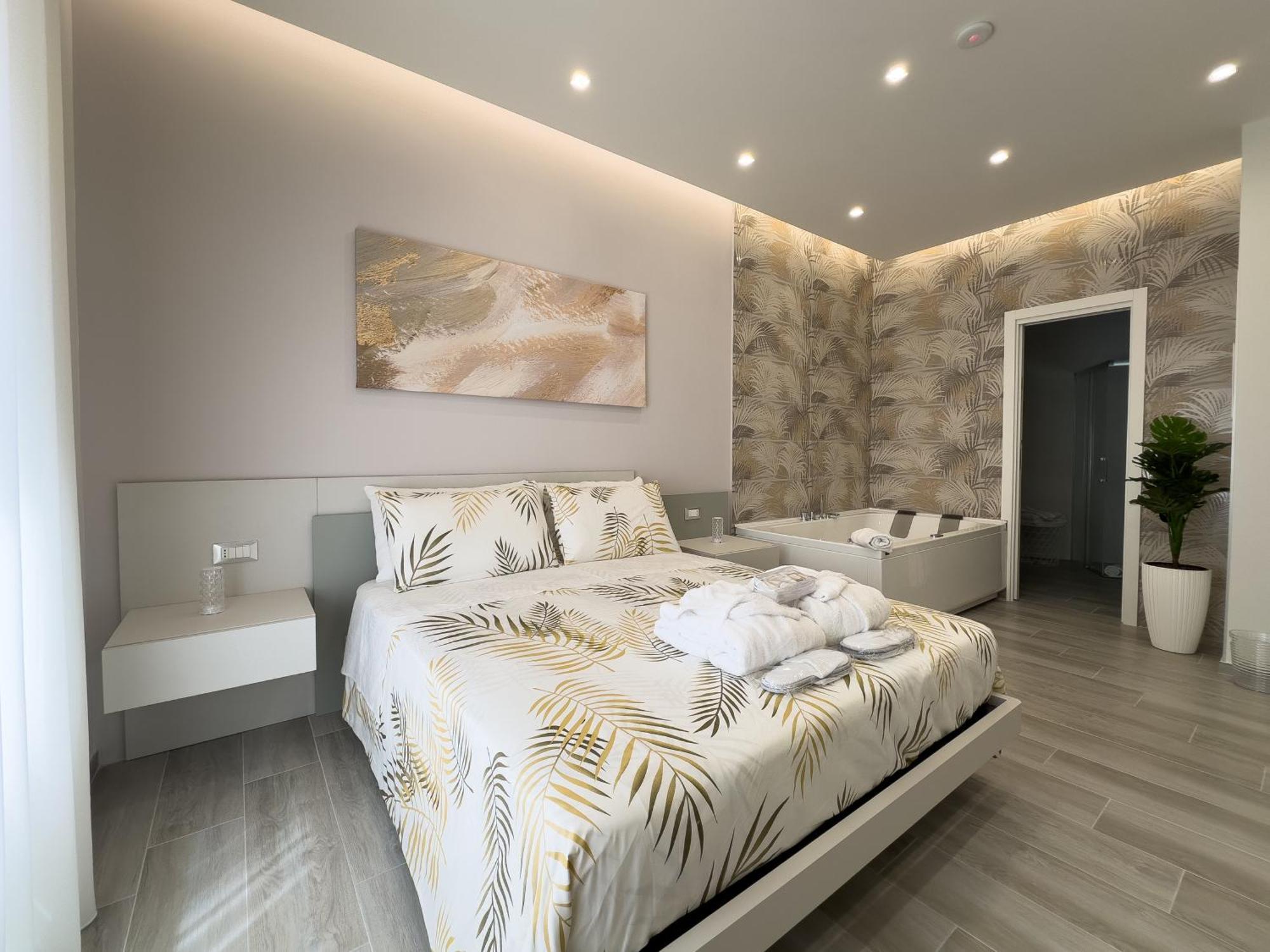 Al Civico3 Home & Suites Салерно Екстериор снимка