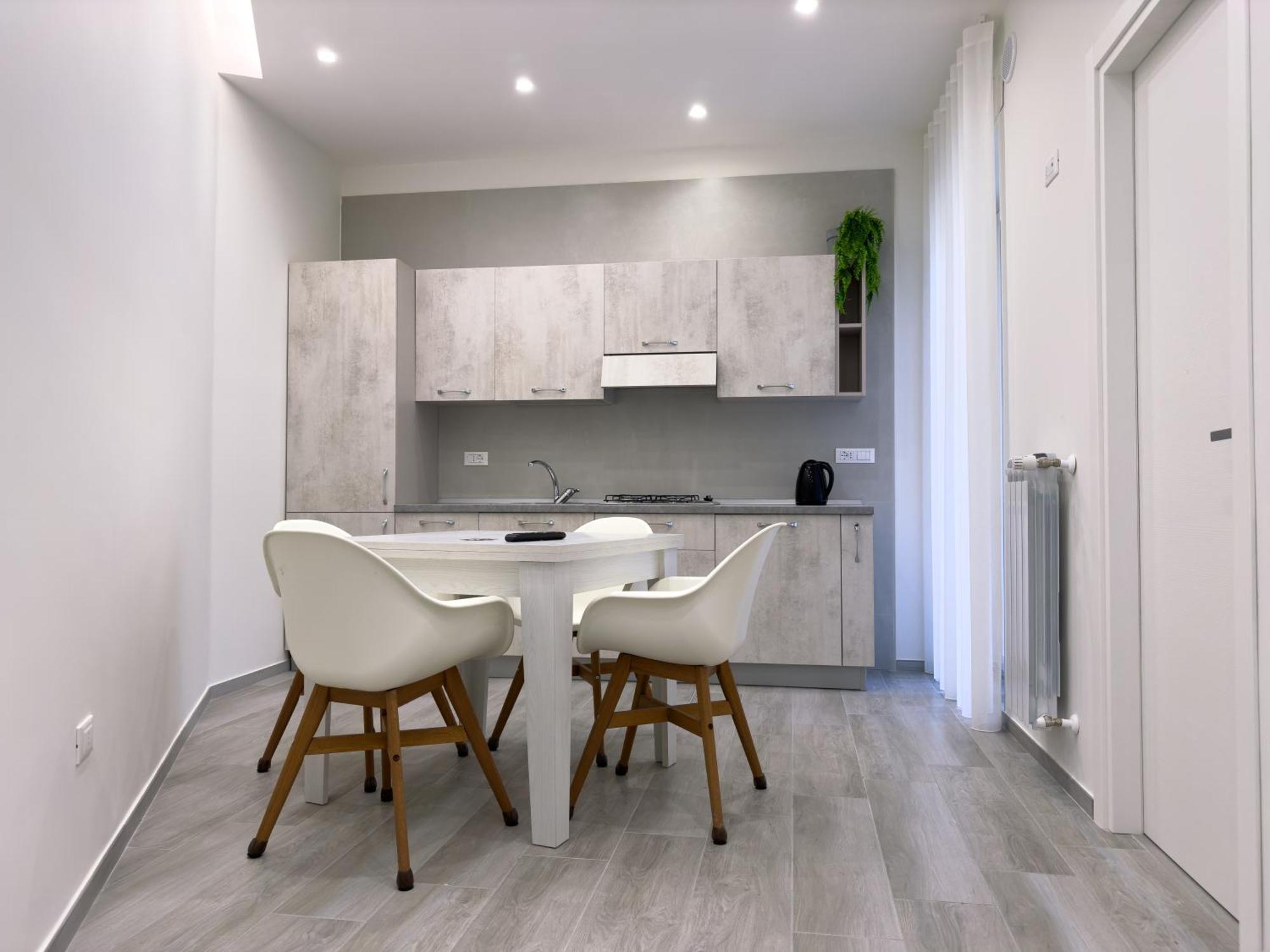 Al Civico3 Home & Suites Салерно Екстериор снимка