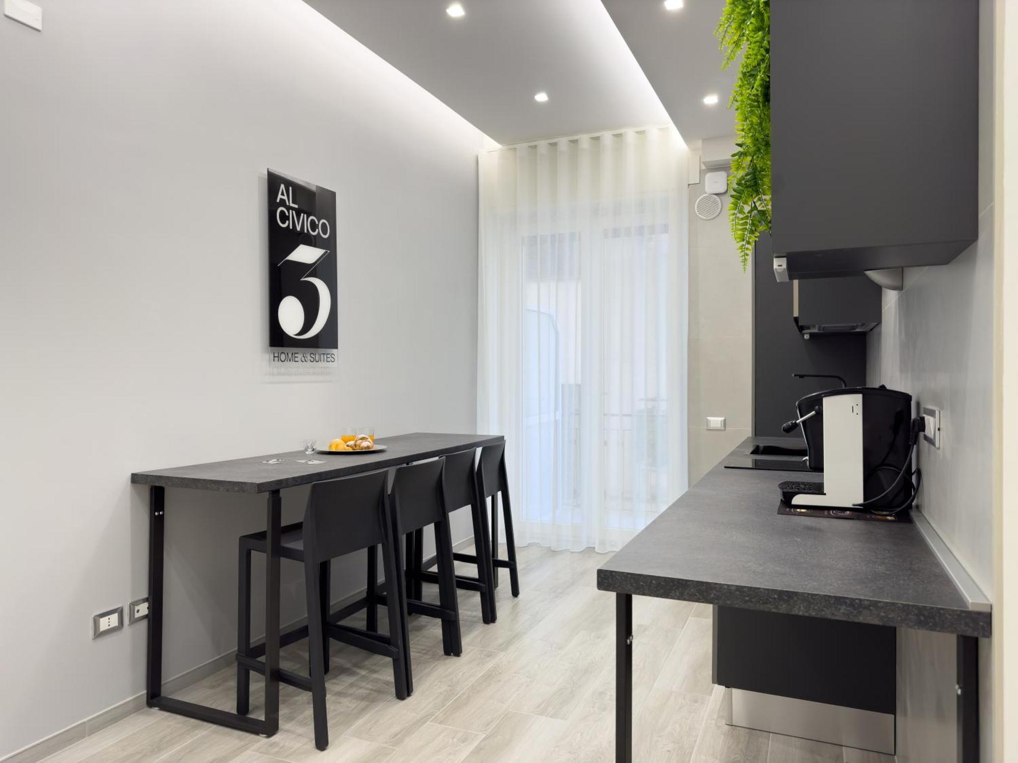 Al Civico3 Home & Suites Салерно Екстериор снимка